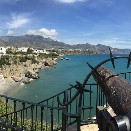 Edificio Verdemar - Stunning 1 Bed Apartment With Pool & Sea Views Nerja Exterior photo