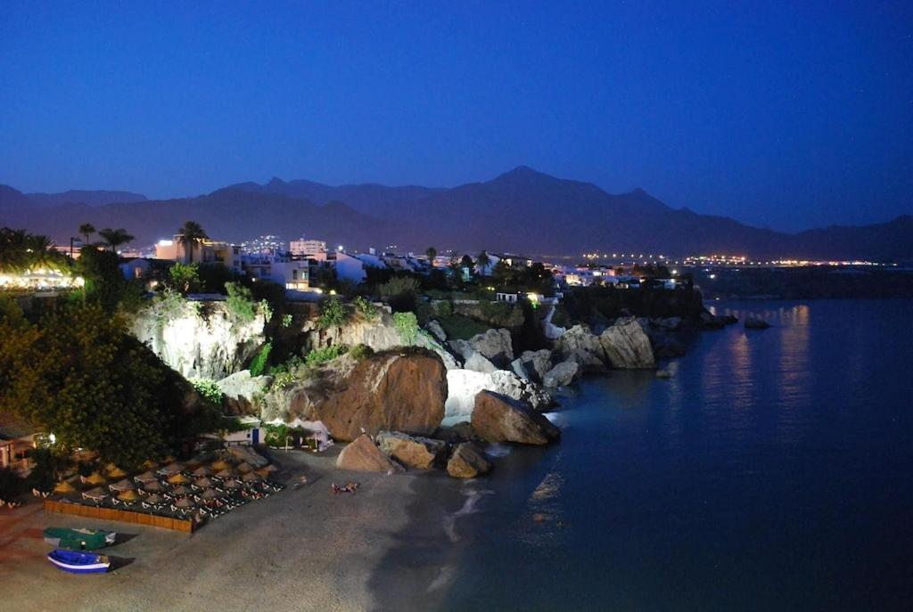 Apartment Edificio Verdemar - Stunning 1 Bed With Pool & Sea Views Nerja